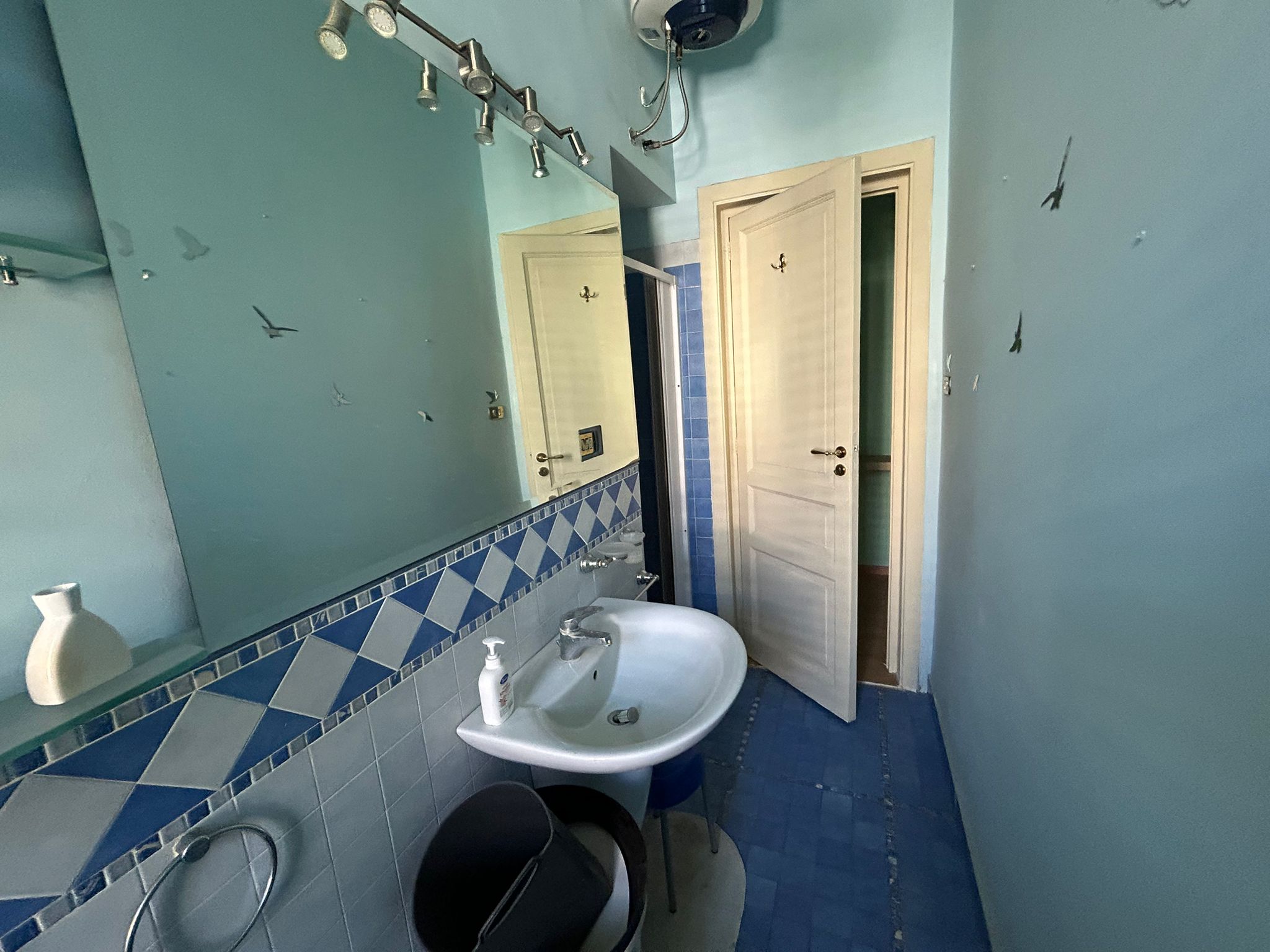 Pressi Piscina Comunale 3 vani più servizi