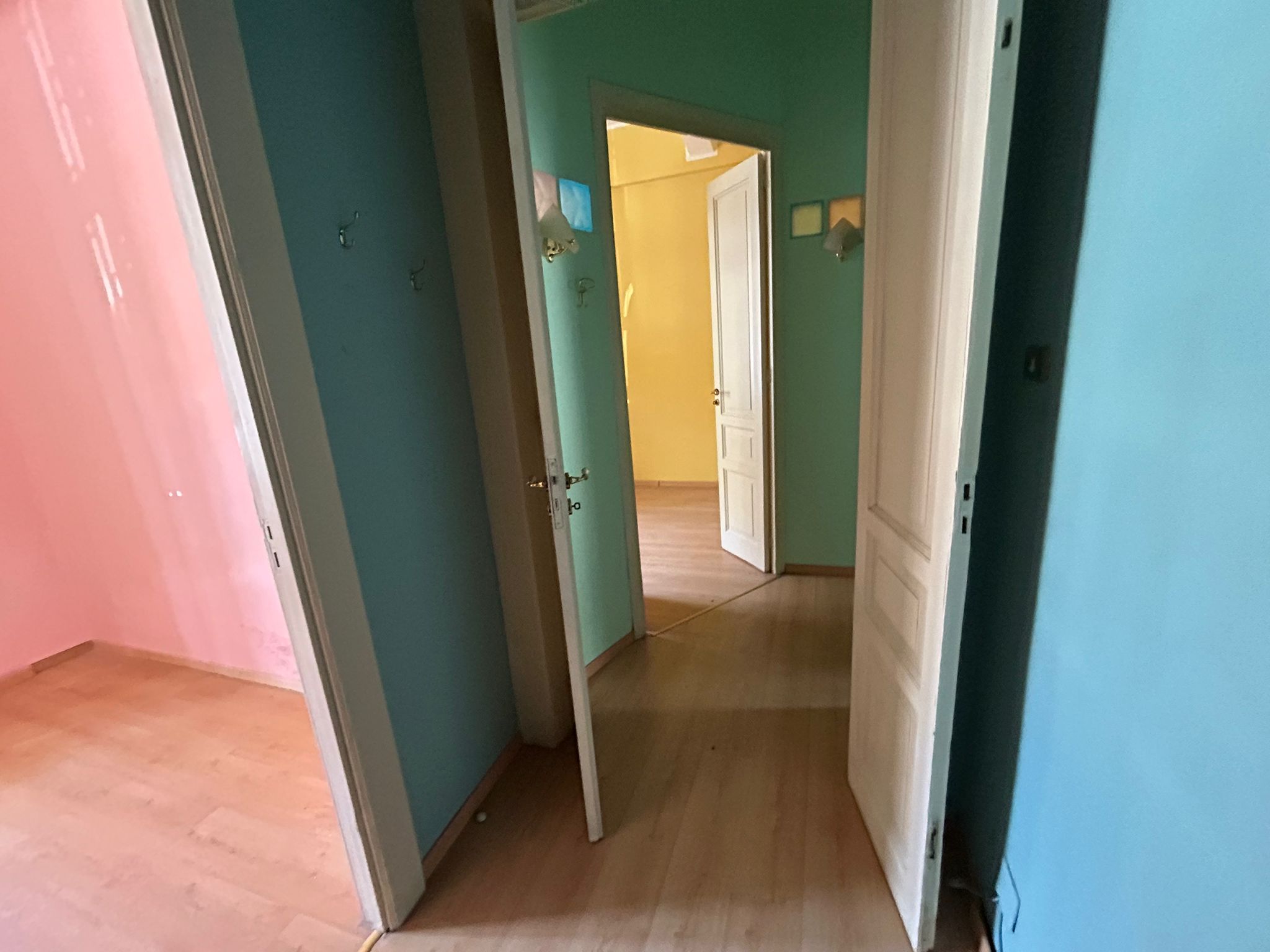 Pressi Piscina Comunale 3 vani più servizi