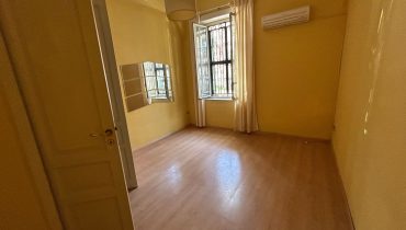 Pressi Piscina Comunale 3 vani più servizi