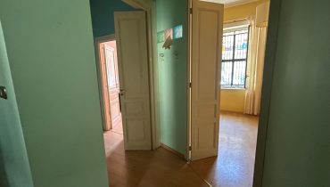 Pressi Piscina Comunale 3 vani più servizi