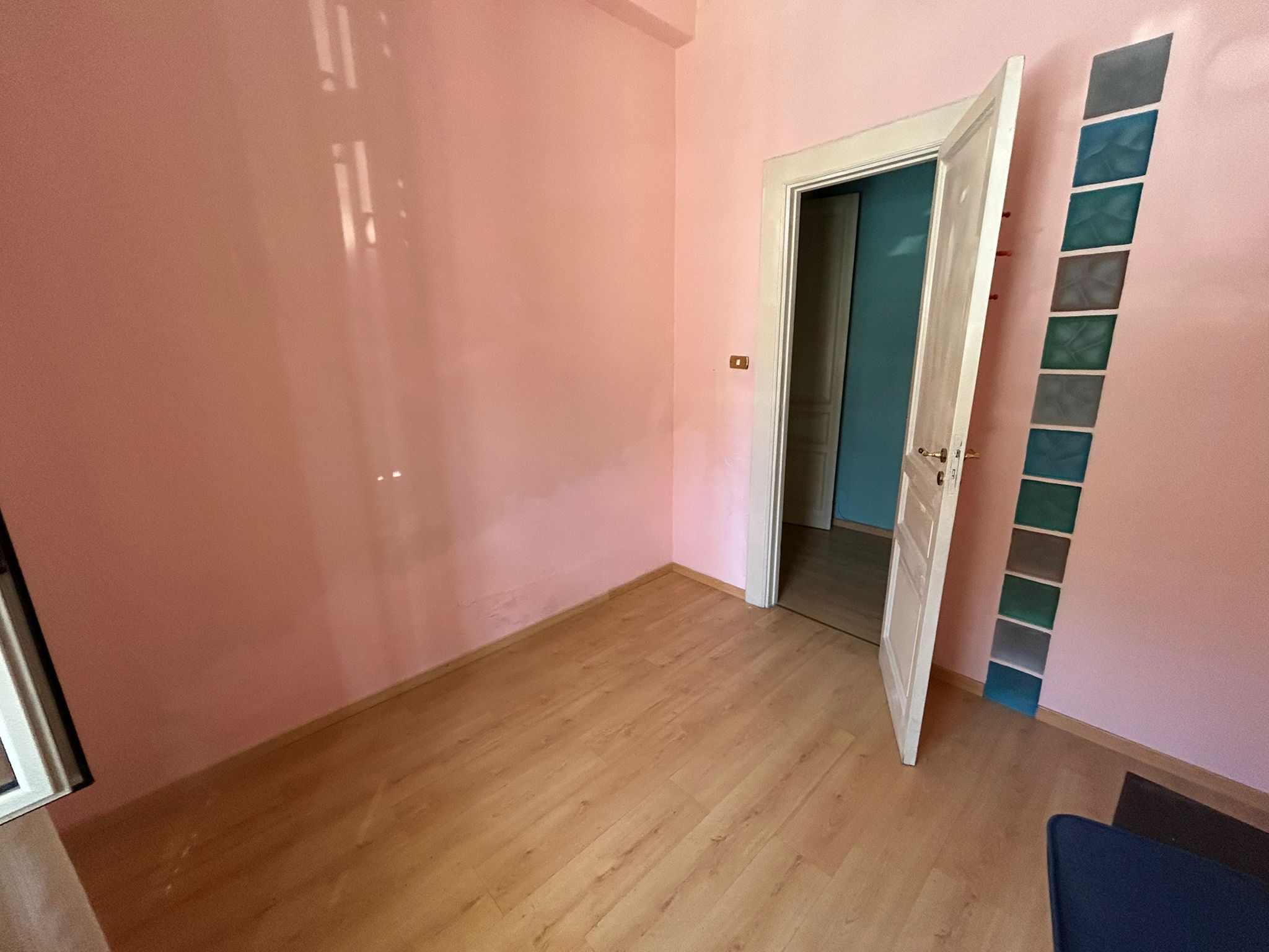 Pressi Piscina Comunale 3 vani più servizi