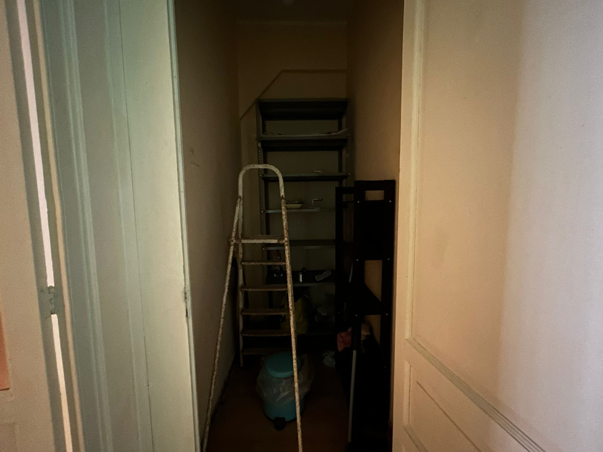 Pressi Piscina Comunale 3 vani più servizi