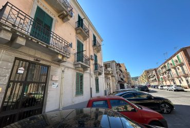 Pressi Piscina Comunale 3 vani più servizi #VO18155