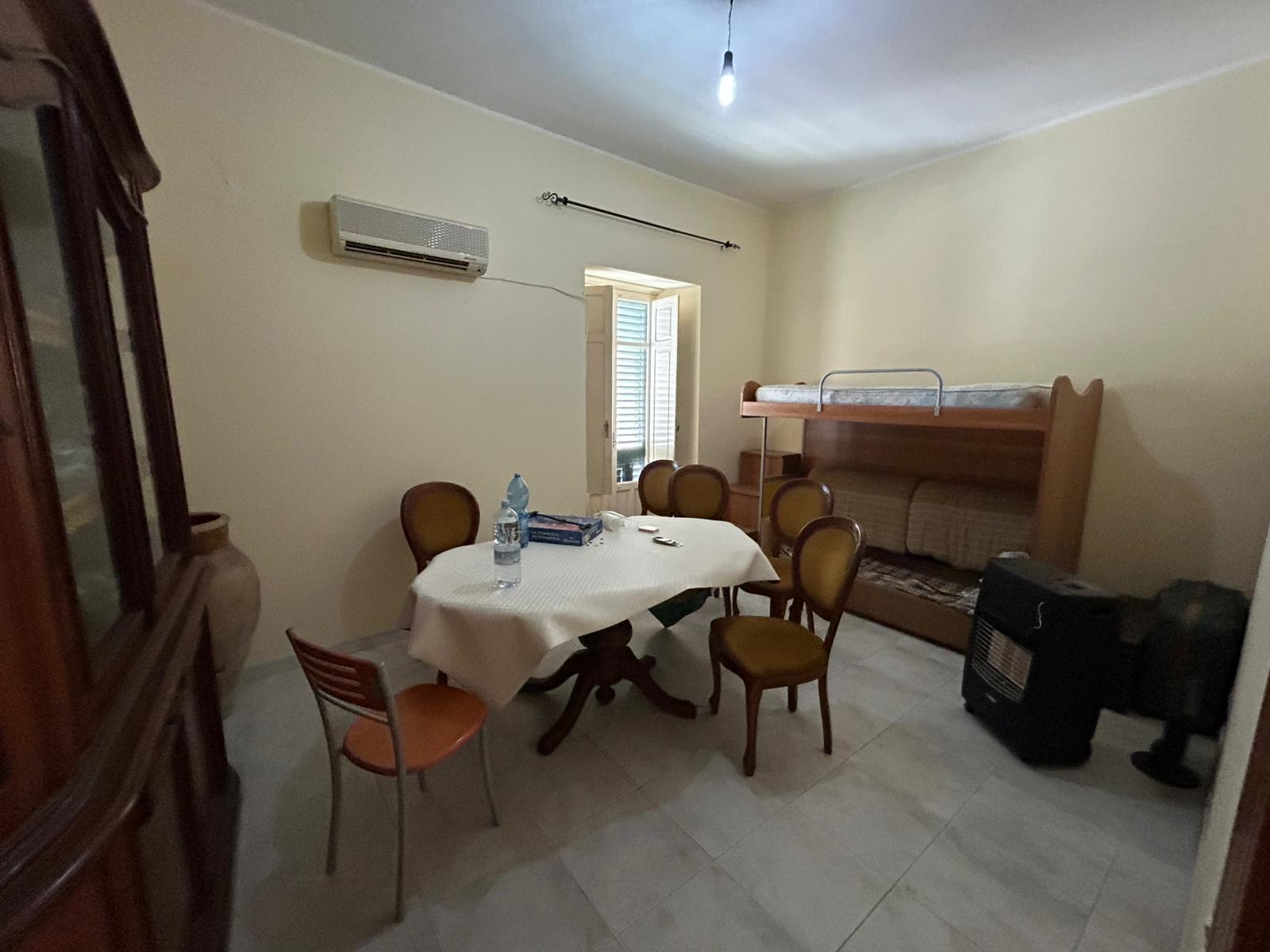 Giampilieri Marina indipendente bivani + terrazzo a livello