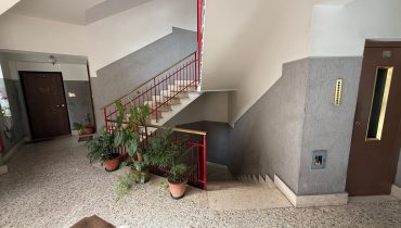 Pressi Svincolo Messina Centro trivani + posto auto e cantina