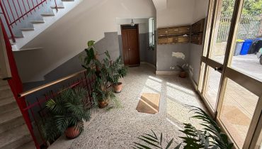 Pressi Svincolo Messina Centro trivani + posto auto e cantina