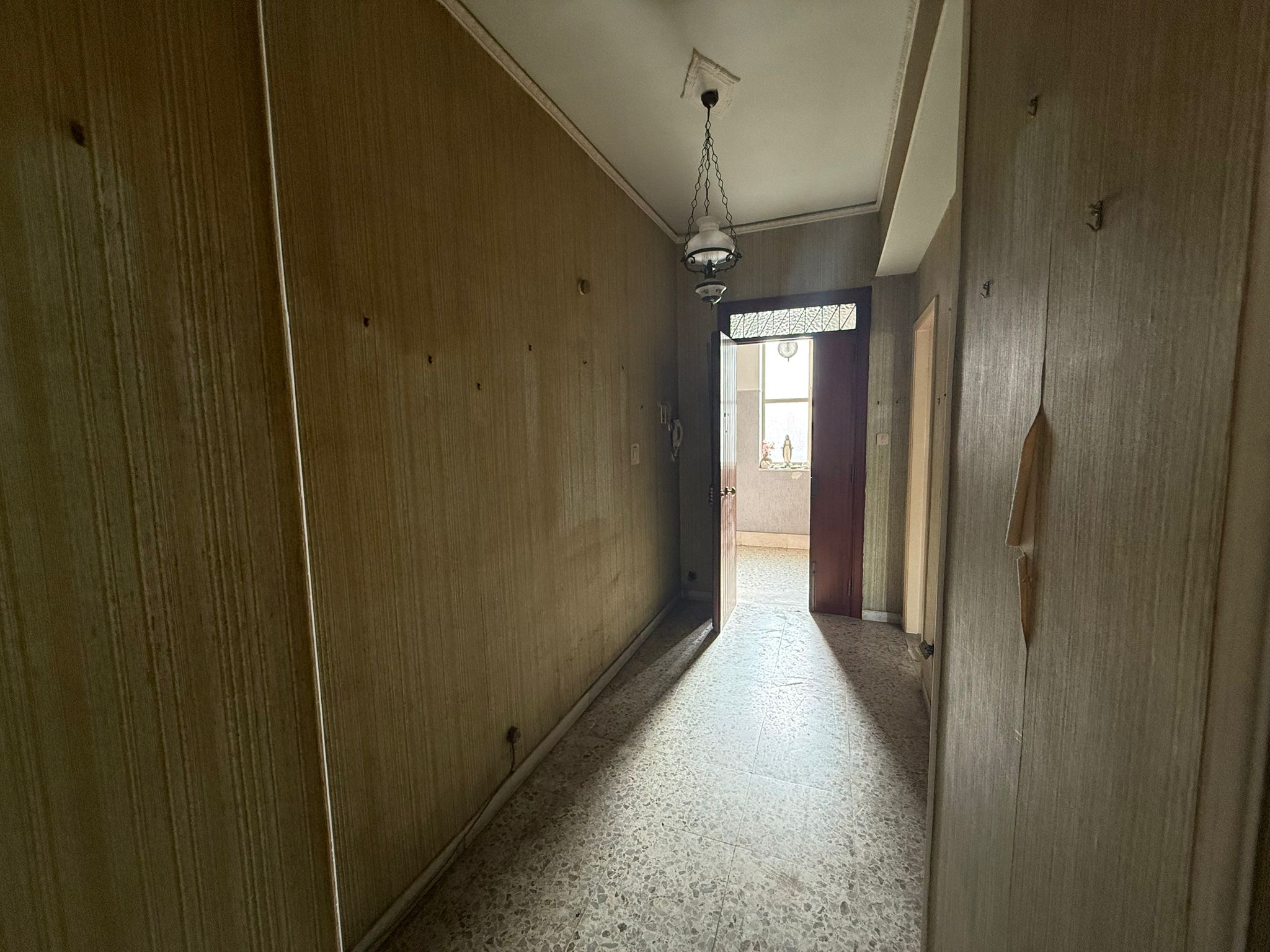 Pressi Svincolo Messina Centro trivani + posto auto e cantina