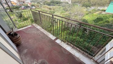 Pressi Svincolo Messina Centro trivani + posto auto e cantina