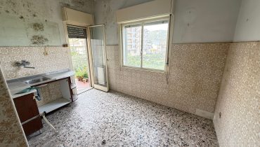 Pressi Svincolo Messina Centro trivani + posto auto e cantina