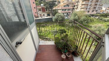 Pressi Svincolo Messina Centro trivani + posto auto e cantina