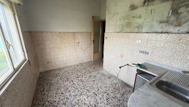 Pressi Svincolo Messina Centro trivani + posto auto e cantina