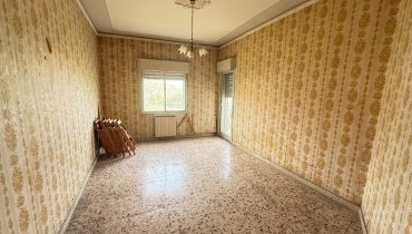 Pressi Svincolo Messina Centro trivani + posto auto e cantina