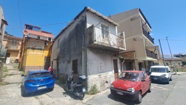 Camaro Superiore indipendente 5 vani più servizi
