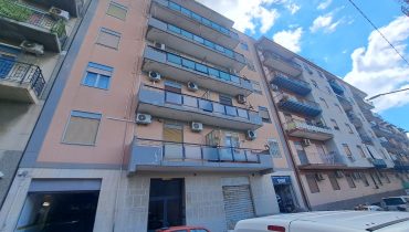 Pressi Policlinico 3 vani più servizi