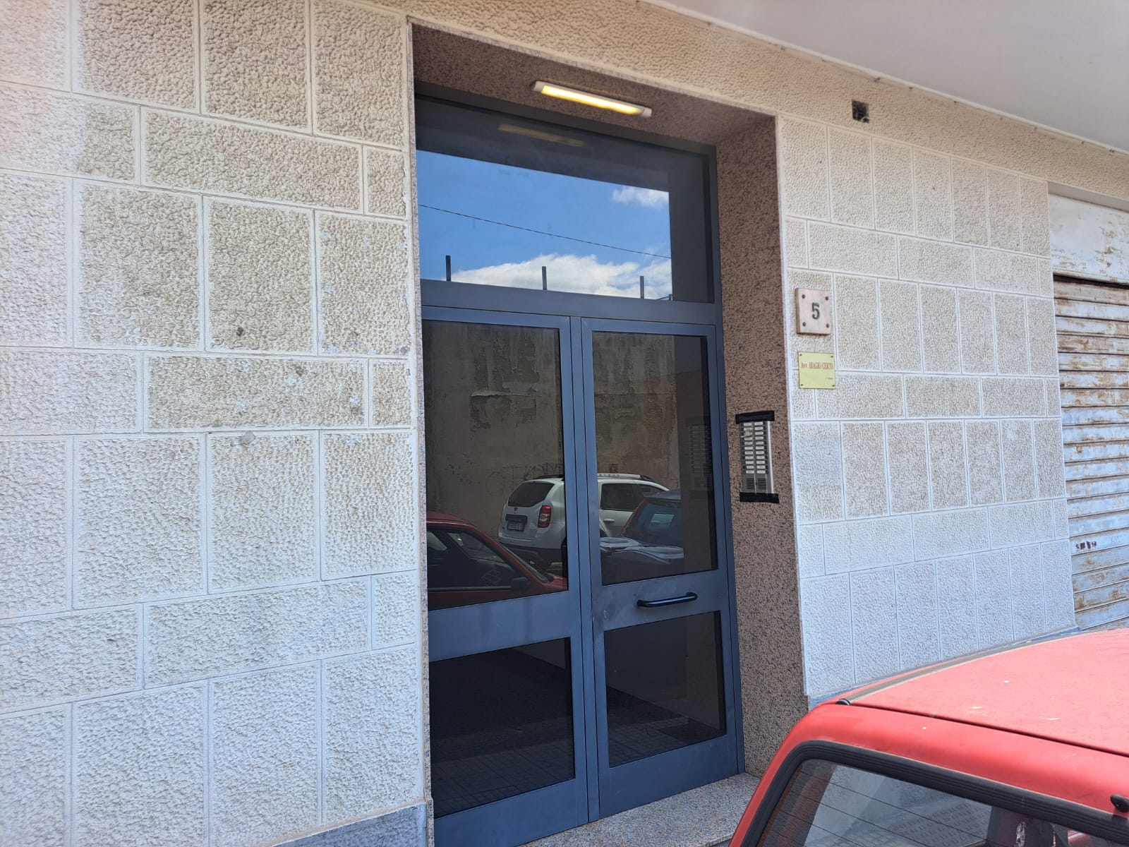 Pressi Policlinico 3 vani più servizi