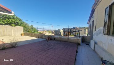 Viale Giostra indipendente 4 vani + veranda