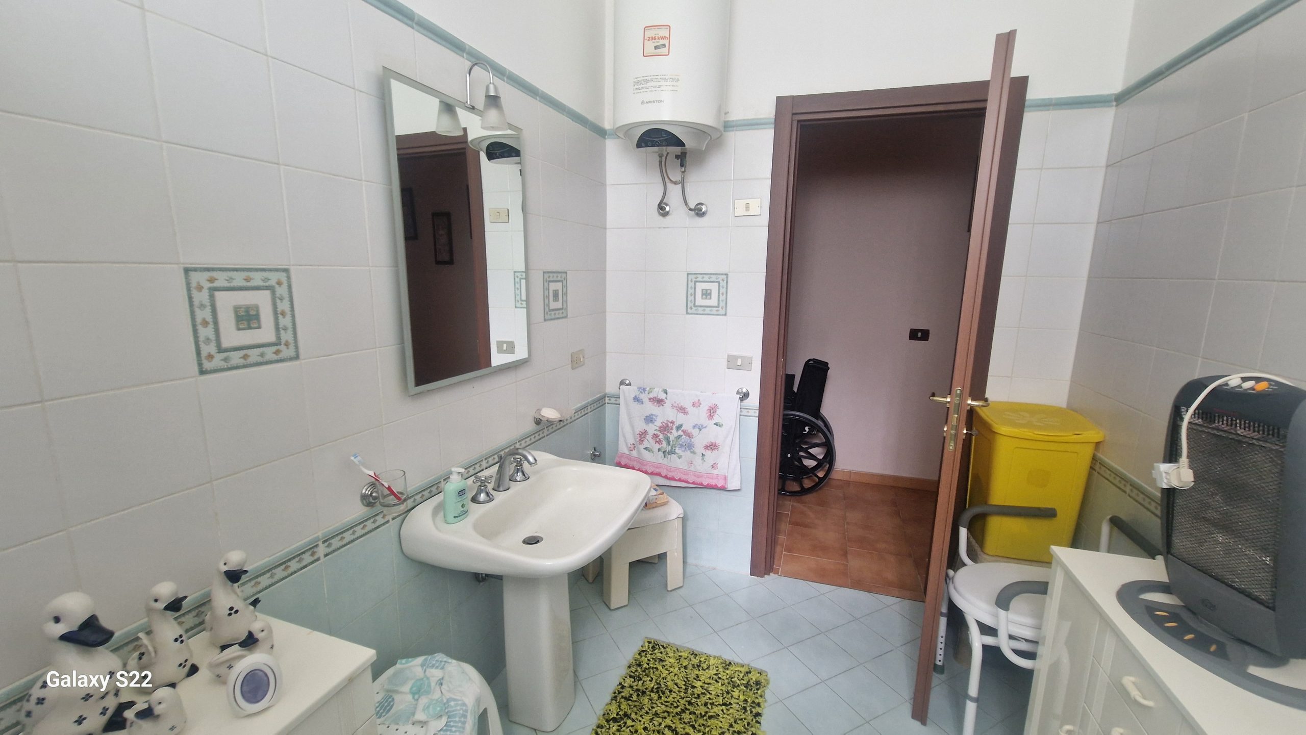 Viale Giostra indipendente 4 vani + veranda