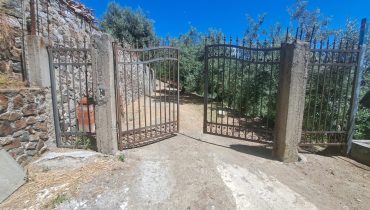 Bordonaro terreno con fabbricato