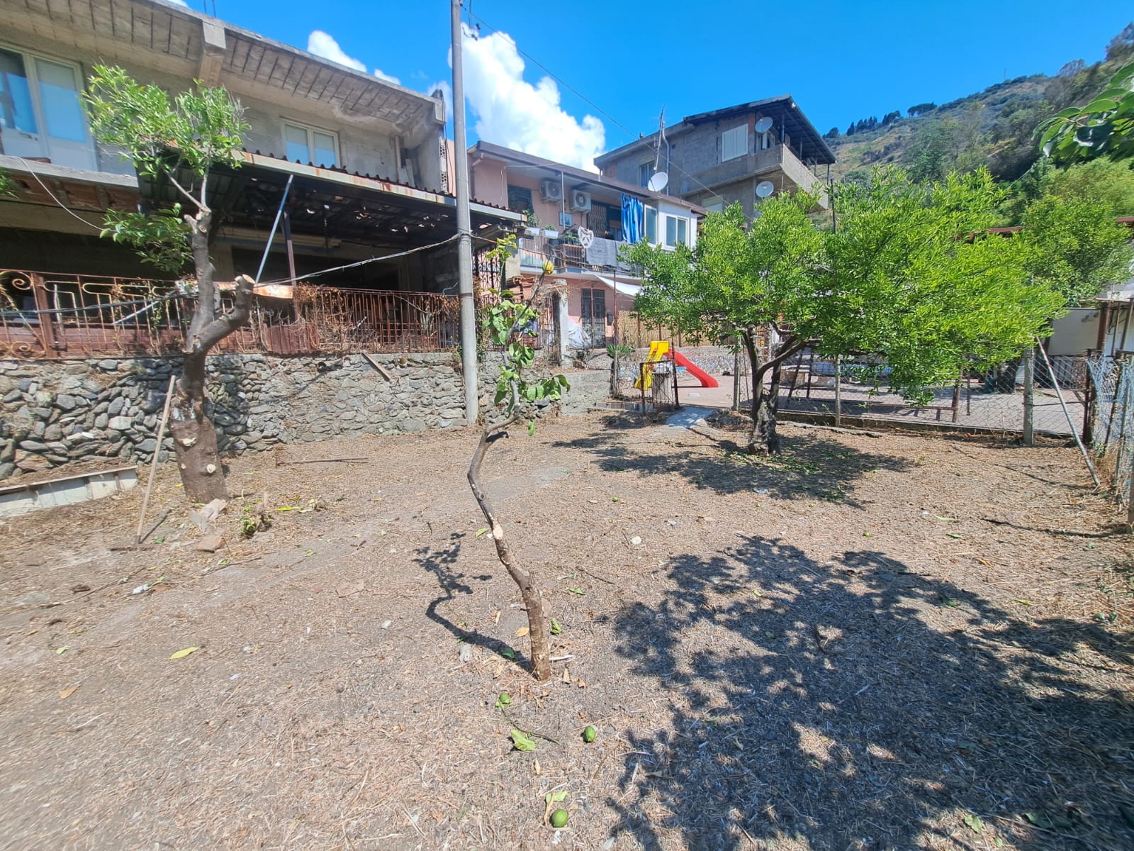 Briga Superiore terreno con fabbricato