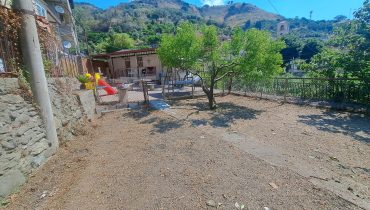 Briga Superiore terreno con fabbricato