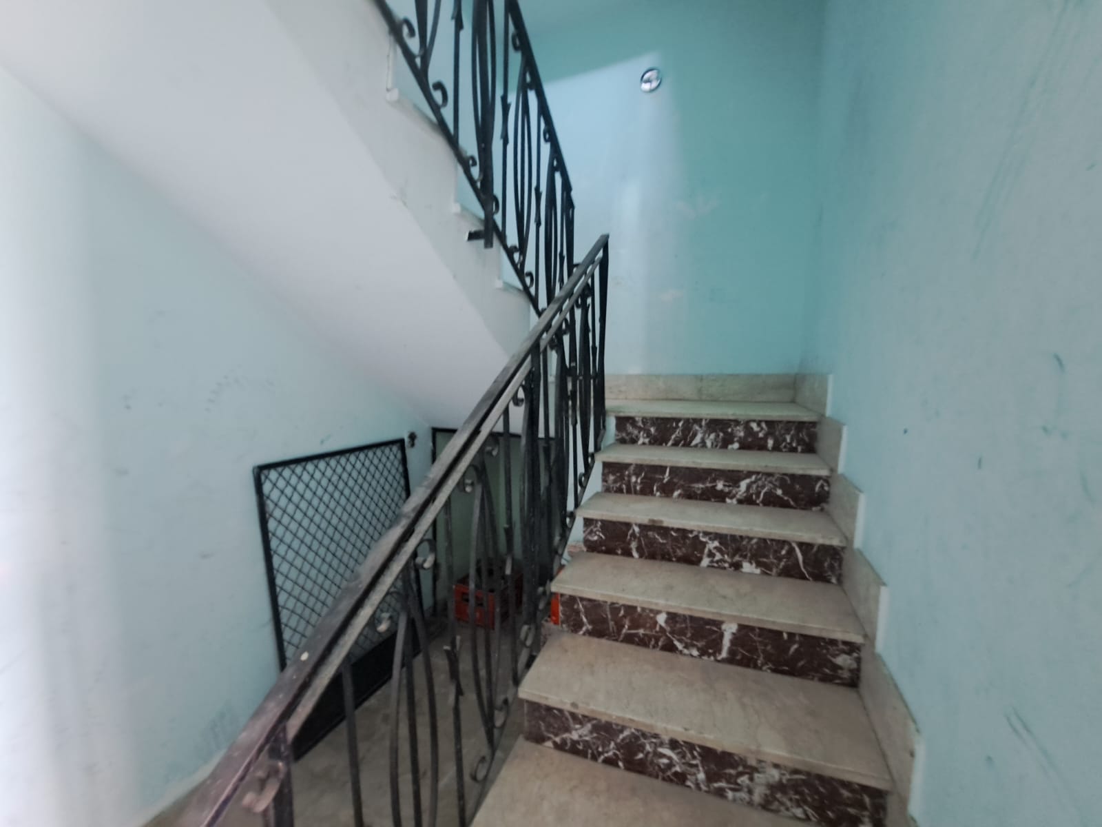 Bordonaro pressi chiesa indipendente 4 vani + terrazzo