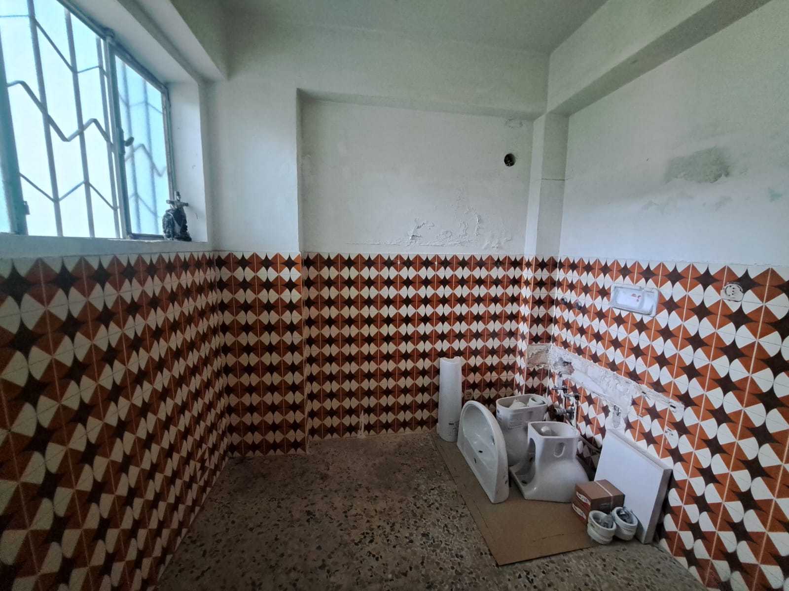 Bordonaro pressi chiesa indipendente 4 vani + terrazzo