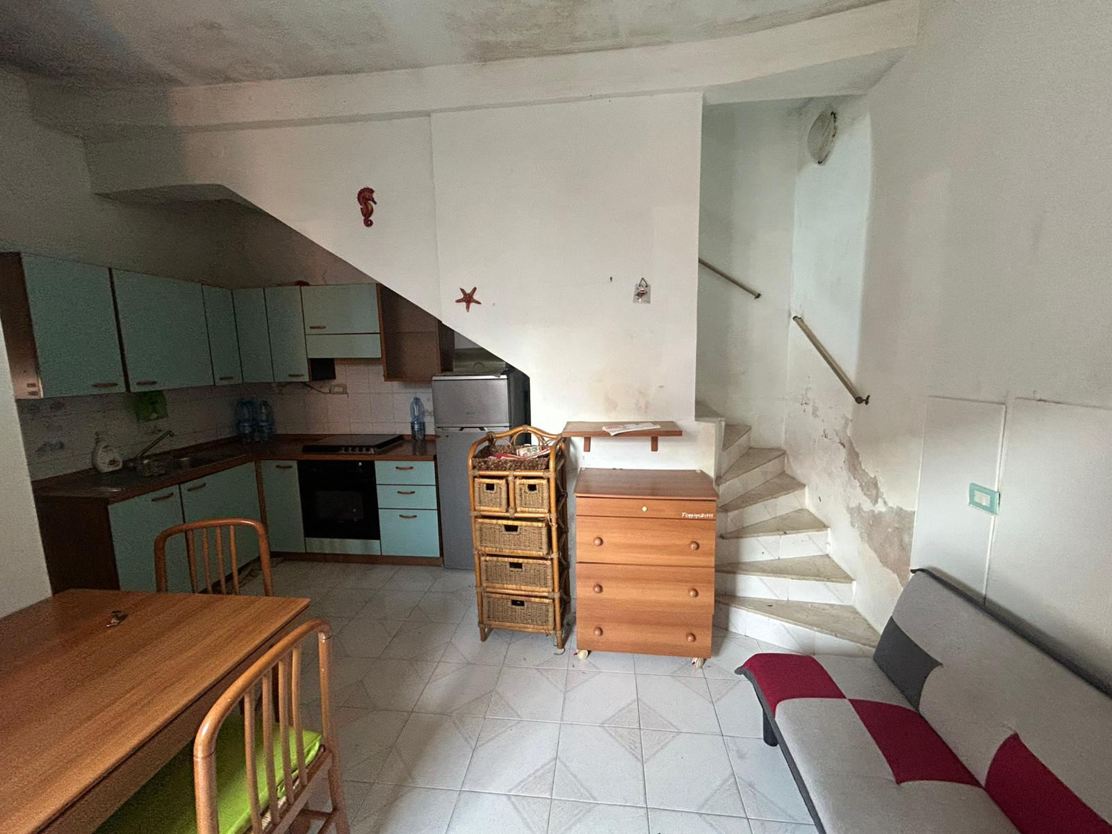 Pressi Villa Dante bivani con ingresso indipendente