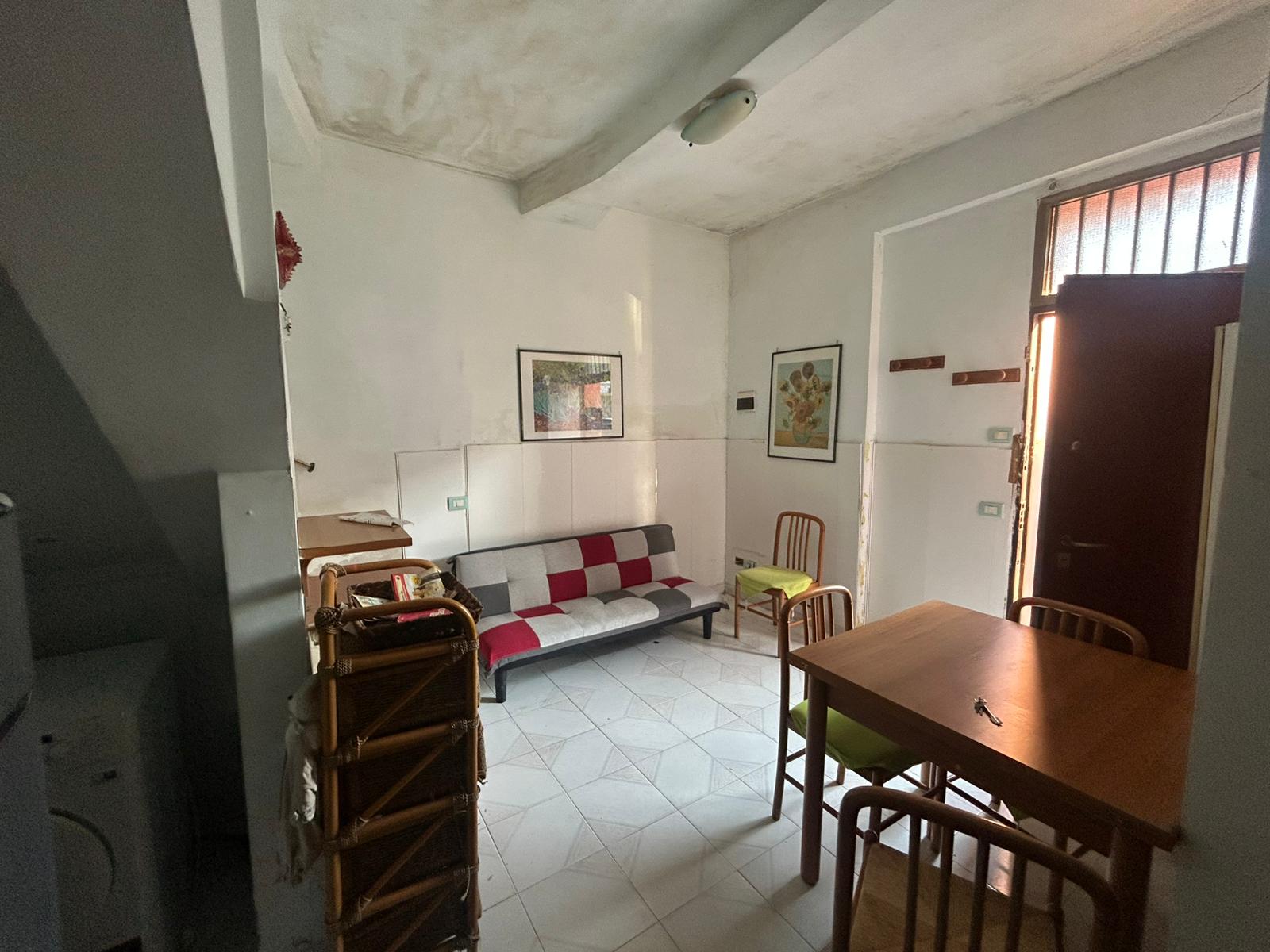Pressi Villa Dante bivani con ingresso indipendente