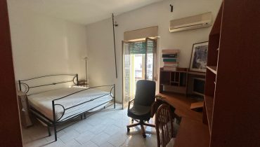 Pressi Villa Dante bivani con ingresso indipendente
