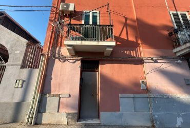 Pressi Villa Dante bivani con ingresso indipendente #VO18265