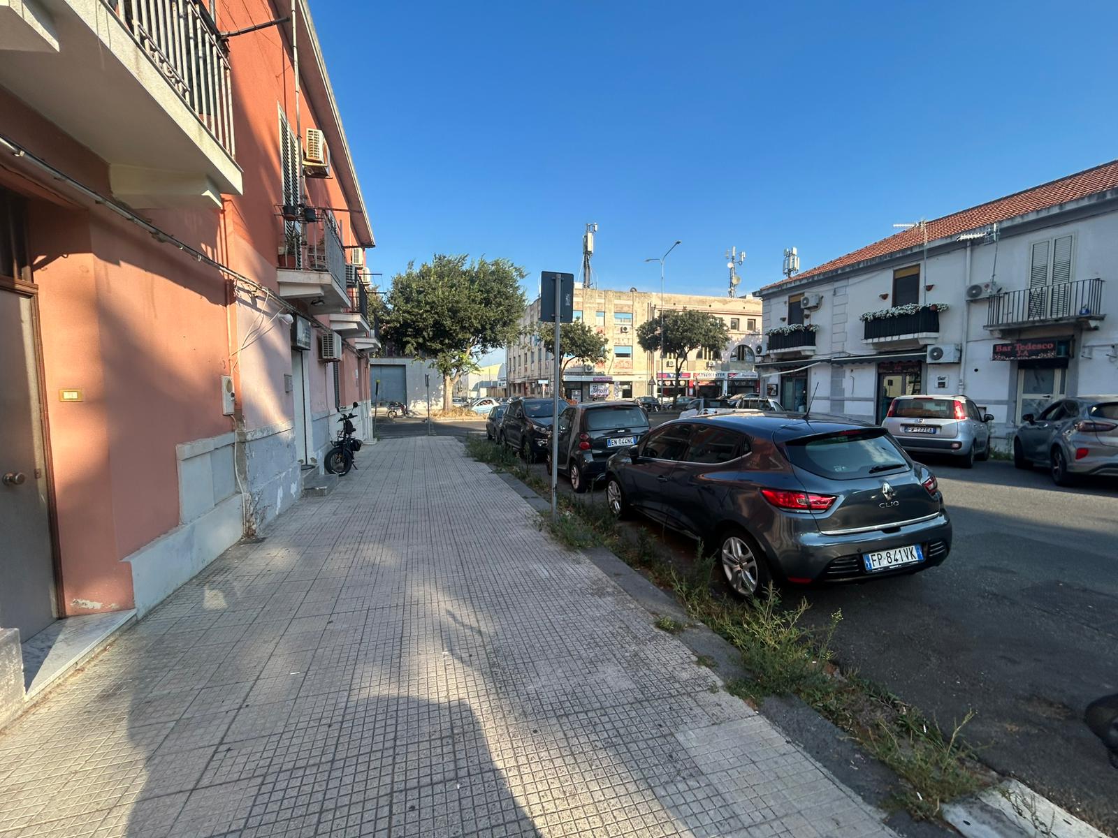 Pressi Villa Dante bivani con ingresso indipendente