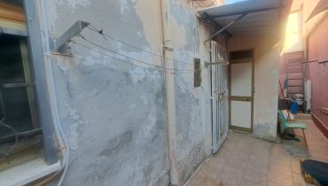 Pressi Viale Italia indipendente 2 vani + servizi