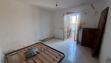 Pressi Viale Italia indipendente 2 vani + servizi