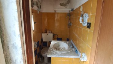 Bordonaro indipendente 2 vani + veranda e deposito