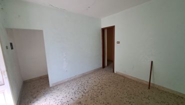 Bordonaro indipendente 2 vani + veranda e deposito