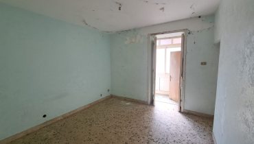 Bordonaro indipendente 2 vani + veranda e deposito