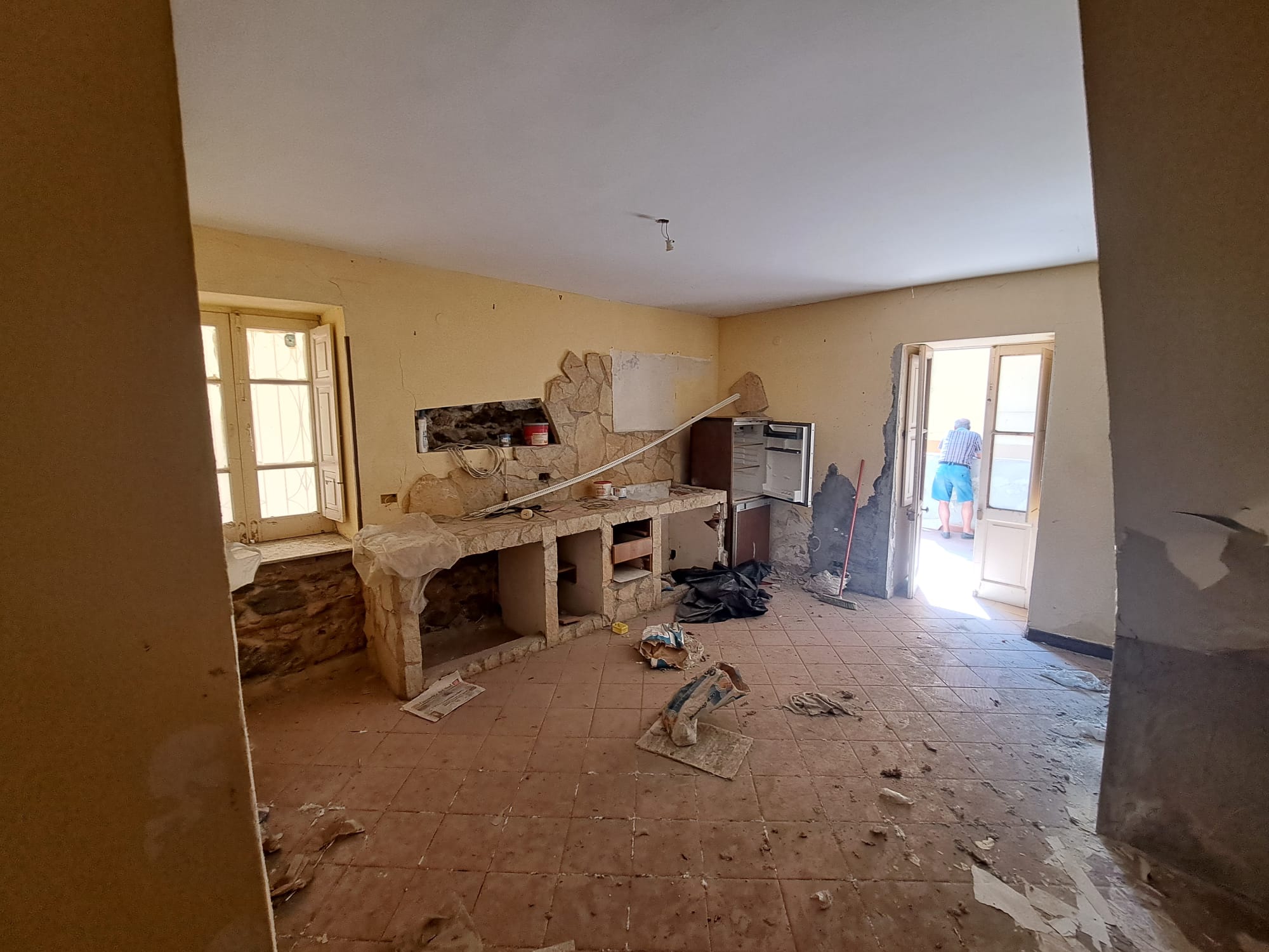 Bordonaro indipendente 2 vani + veranda e deposito