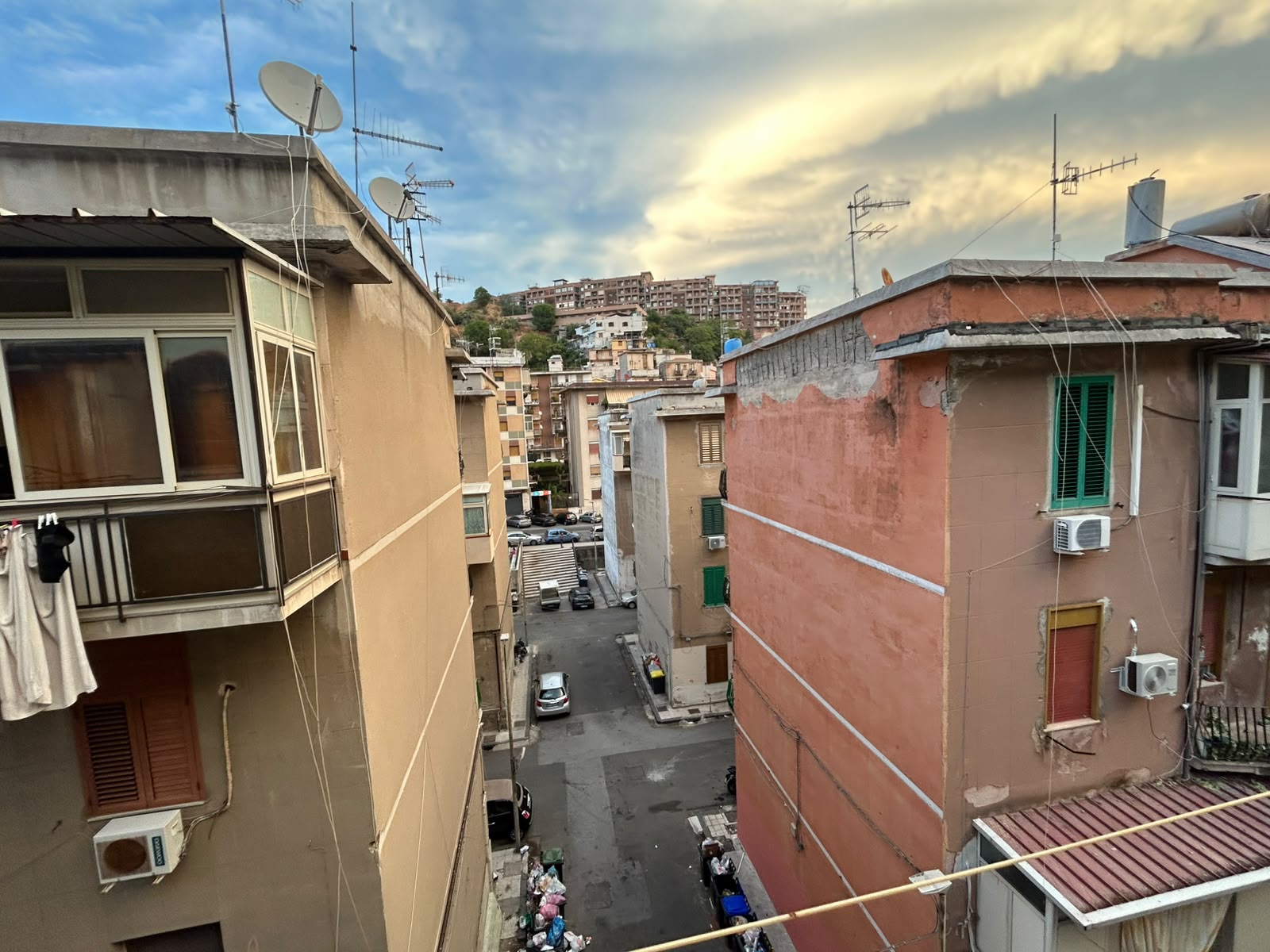 Gravitelli trivani più servizi