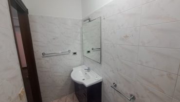 Pressi Svincolo Gazzi trivani + servizi