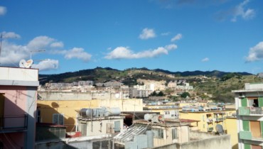 via Palermo panoramico tre vani più servizi